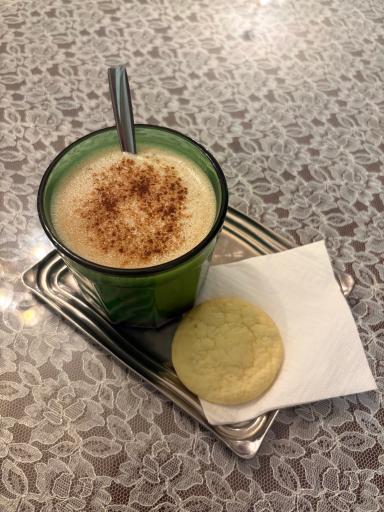عکس کافه کتاب اثر