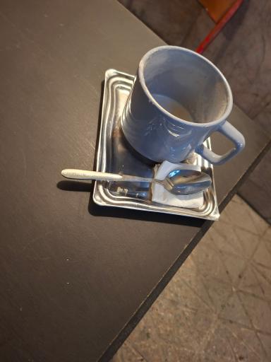 عکس کافه کتاب اثر