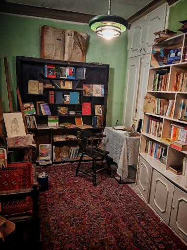 عکس کافه کتاب اثر