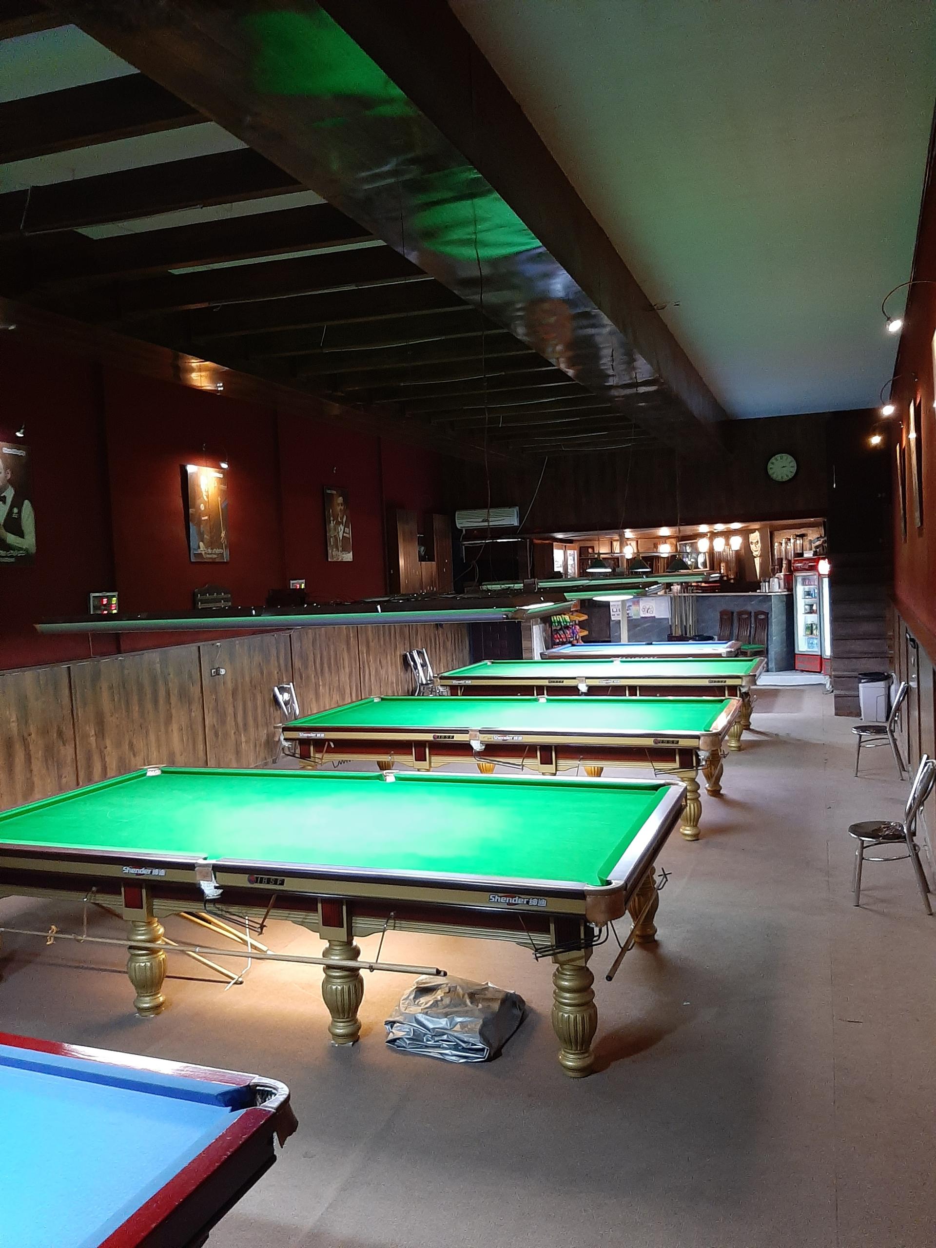 عکس باشگاه بیلیارد آقاسیان