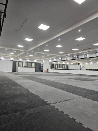 عکس سالن کاراته شهدای مسجد الهادی