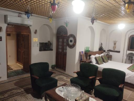 عکس خانه تاریخی و اقامتگاه نبوی