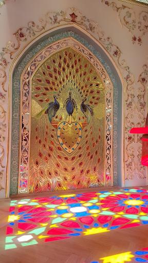 عکس عمارت هزار نقش