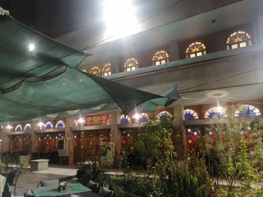 عکس عمارت هزار نقش