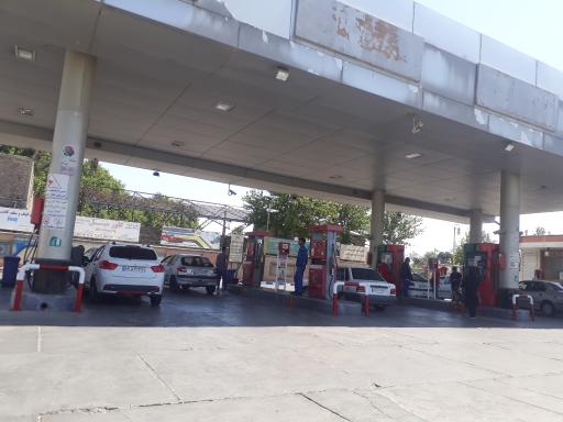 عکس پمپ بنزین 110 شهریار