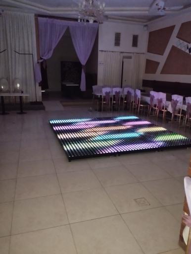 عکس تالار رستوران مجلل مرغوب 