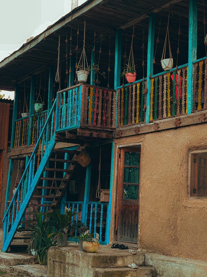 عکس اقامتگاه بومگردی تلارسر تخسم