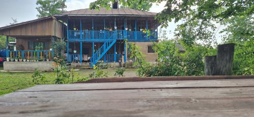 عکس اقامتگاه بومگردی تلارسر تخسم