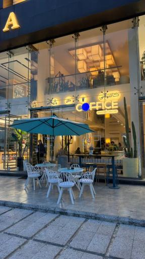 عکس کافه کافیس