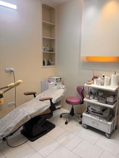 عکس سالن زيبايي نوشين اسحاقي