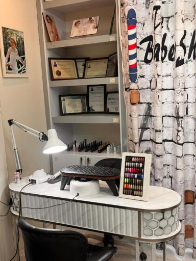 عکس سالن زيبايي نوشين اسحاقي