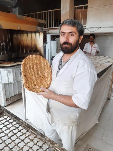 نانوایی بربری حقدوست