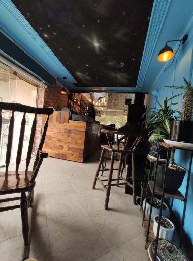 Coffee House 