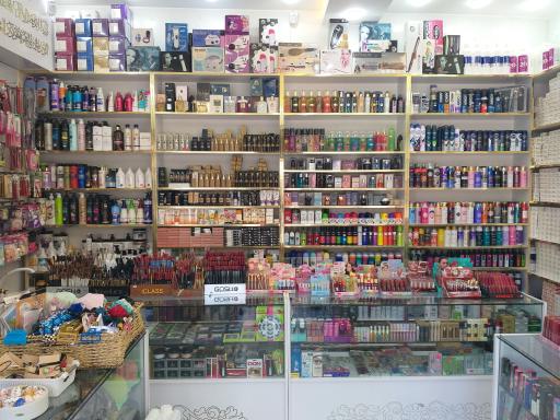 عکس فروشگاه رژگونه 