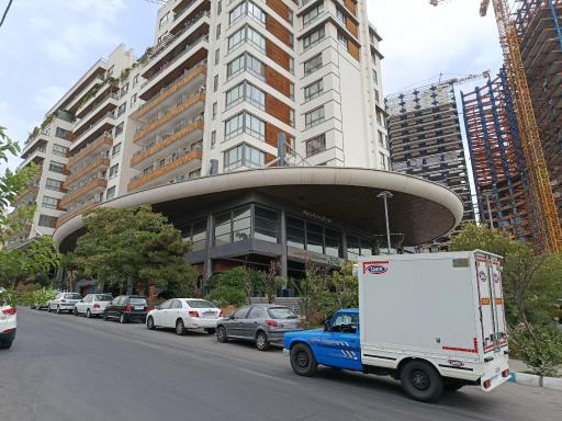 عکس مجتمع پلاتینیوم