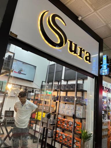 عکس فروشگاه هدلایت زنون مانیتور سورا