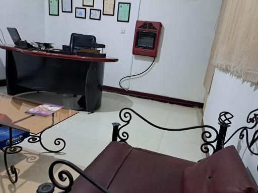عکس آموزشگاه کامپیوتر و تعمیرات موبایل افزون