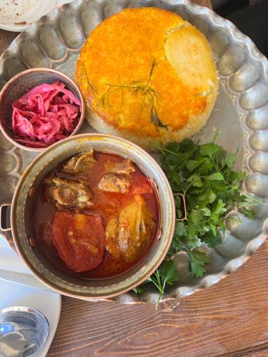 عکس عمارت گلبهاری