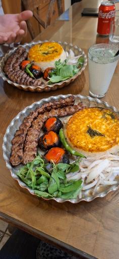 عکس عمارت گلبهاری