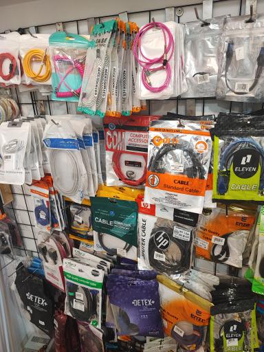 عکس فروشگاه سینما ۱۷