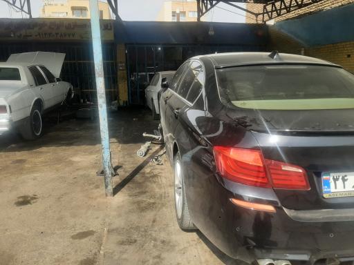 عکس تعمیرگاه گیربکس اتوماتیک امید