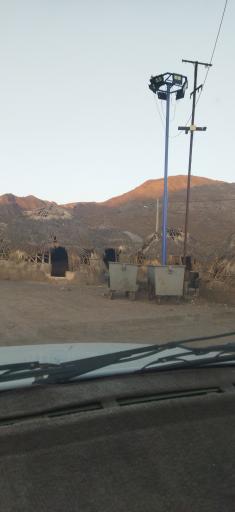 عکس چشمه آبگرم معدنی گور