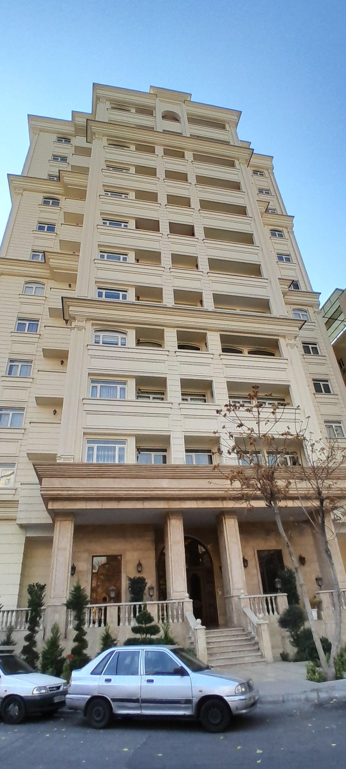 عکس برج فراز