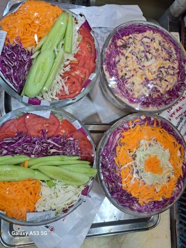 عکس تهیه غذا قریشی