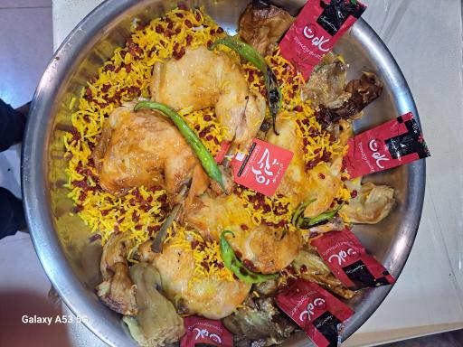 عکس تهیه غذا قریشی