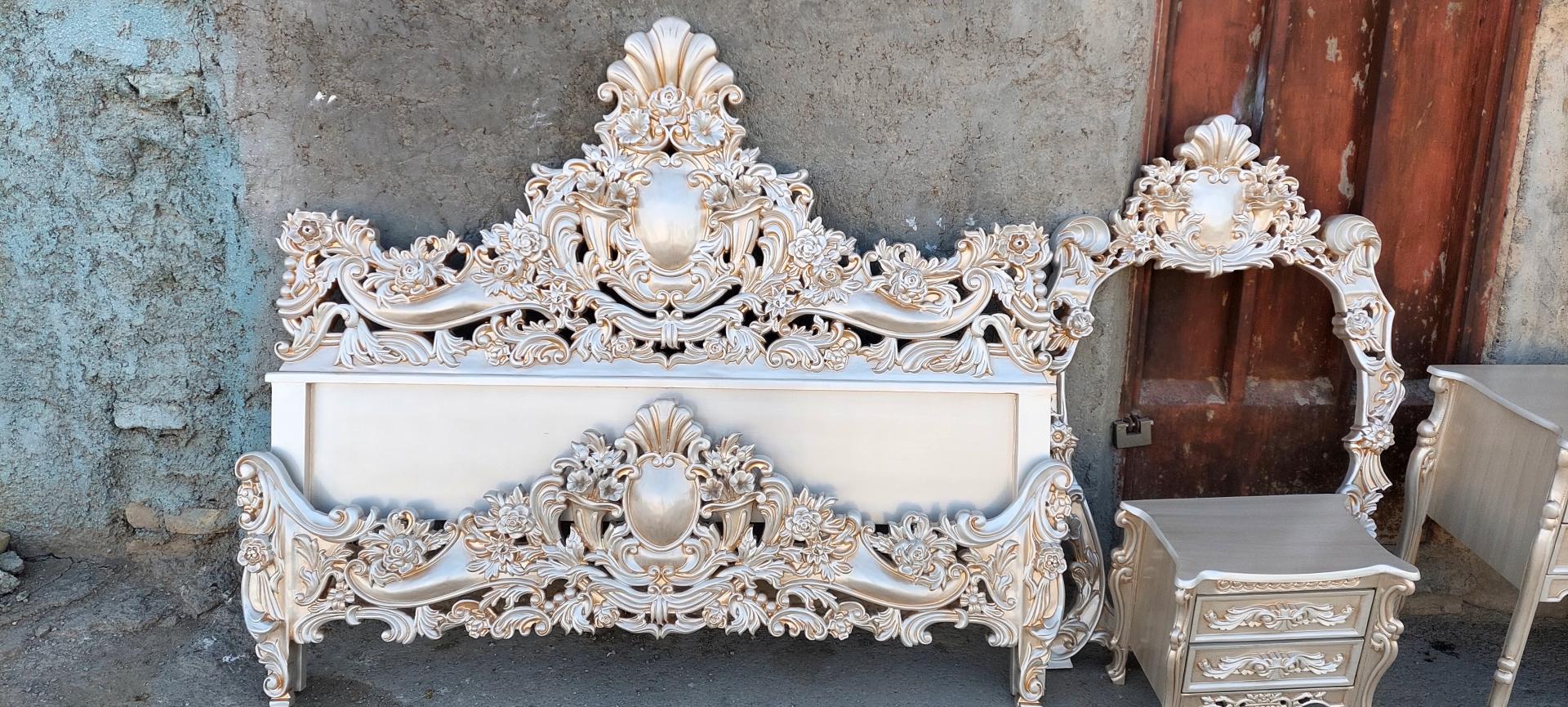 عکس رنگ کاری صنایع چوب میلاد