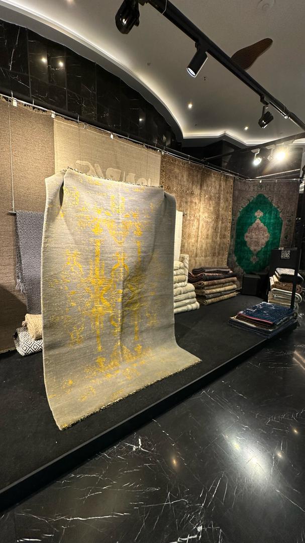 عکس ایفرشینو شعبه هدیش مال