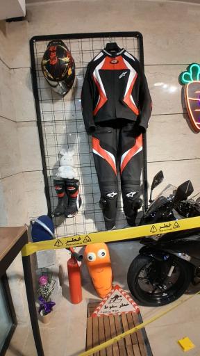 کافه موتور بانی