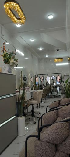 ارایشگاه زیبایی شاین