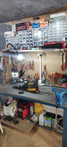 عکس تعمیر ابزارآلات صنعتی امین