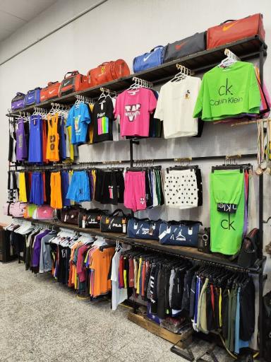 عکس فروشگاه ورزشی 110