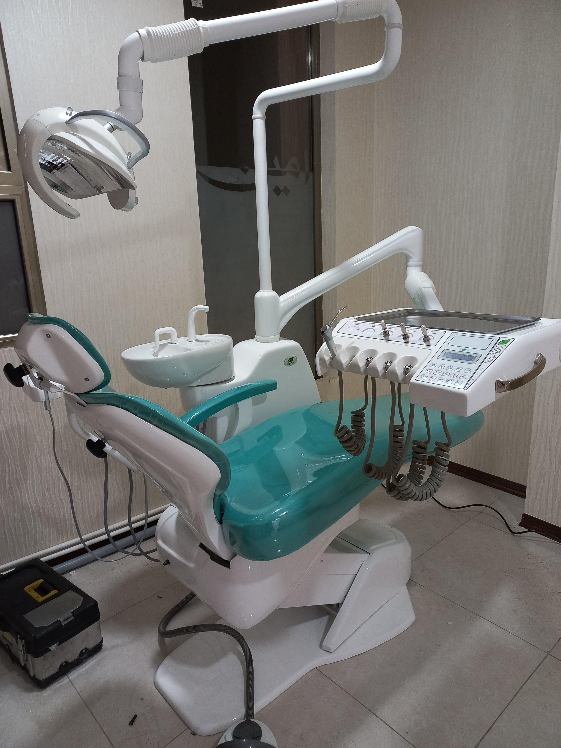 عکس تجهيزات دندانپزشكي مداحي 