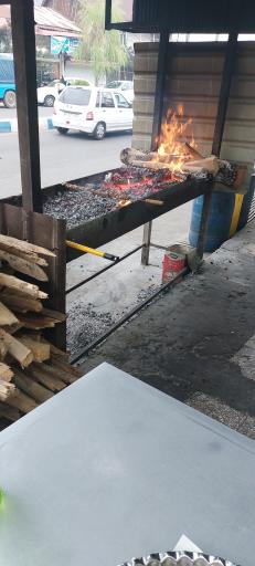 عکس کبابی برادران گلشاهی