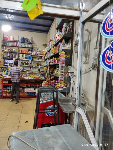 عکس سوپرمارکت و گاز مایع