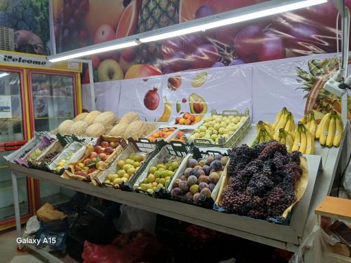 عکس میوه فروشی جاوید