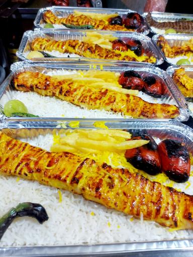 عکس تهیه غذا داوود 