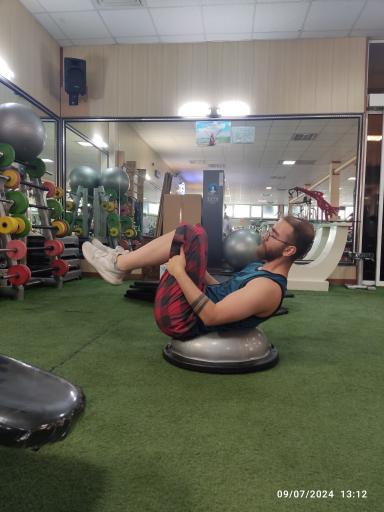 عکس باشگاه ورزشی بهمنی