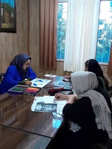 عکس آموزشگاه فنی و حرفه ای طراحی و نقاشی مهریماه