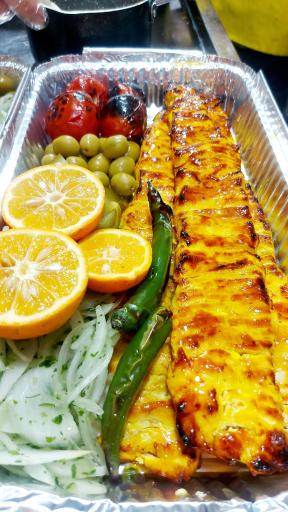 عکس تهیه غذا داوود 