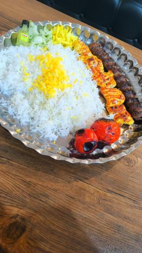 تهیه غذای یاس