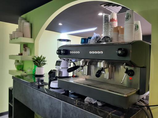 عکس کافه صبحانه ریحان