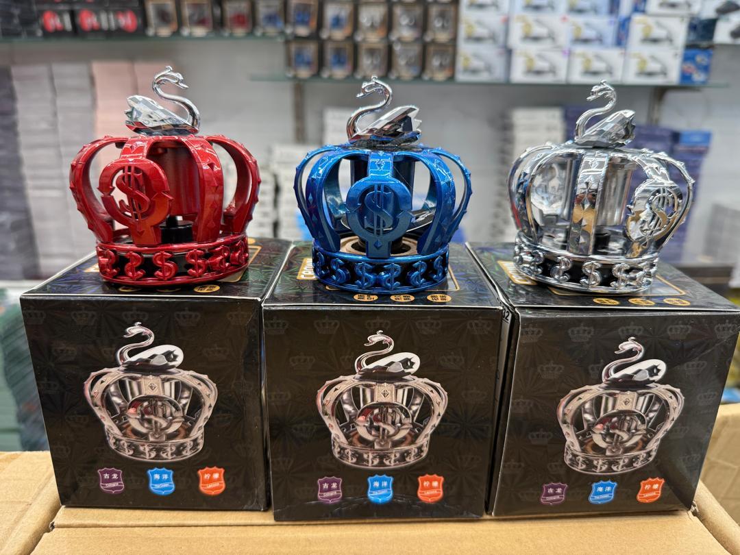 عکس موبایل اهورا