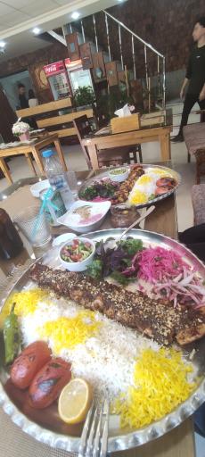 عکس رستوران ریحون