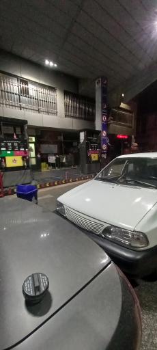 عکس پمپ بنزین ۱۴۵ فخار
