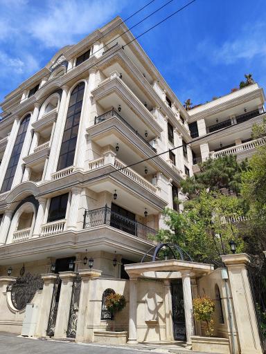 عکس ساختمان نارون