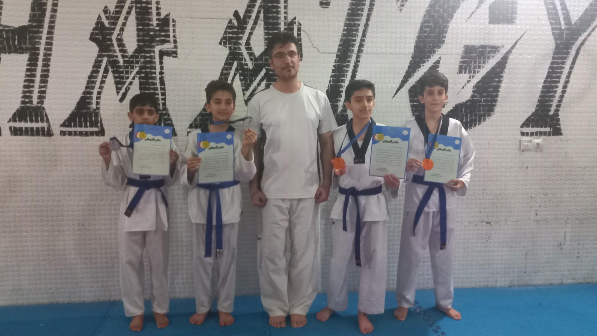 عکس باشگاه ورزشی نشاط